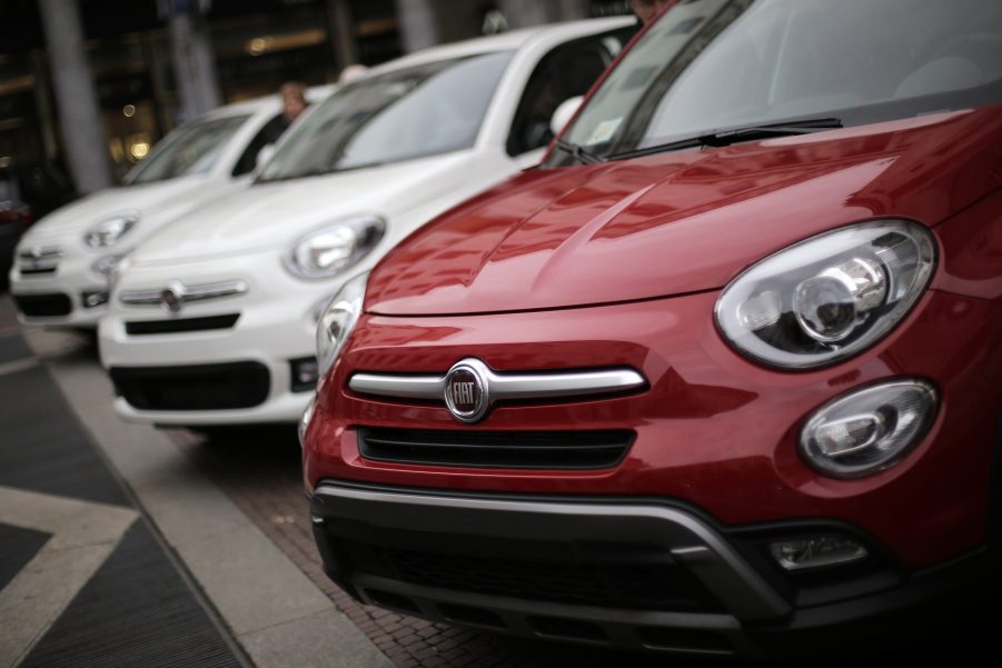 Row of Fiat 500X Models