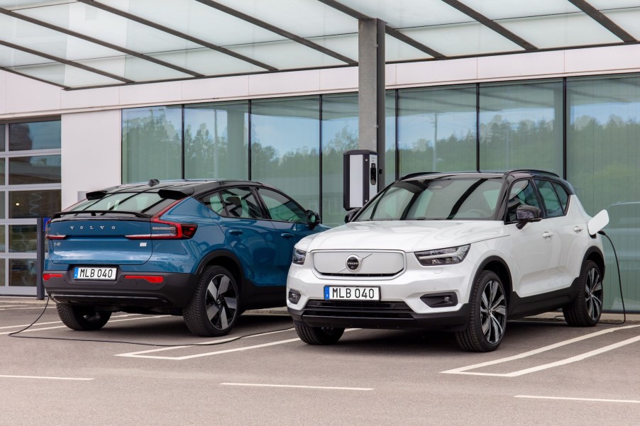 The all-electric Volvo C40 (left) and Volvo XC40 Recharge at a charging station