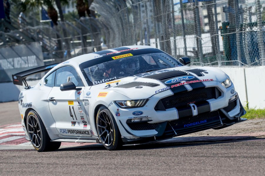 mustang gt racing at st. petersburg