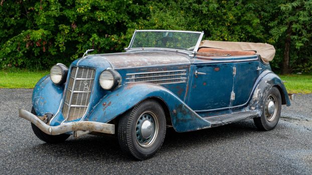 Mike Wolfe of ‘American Pickers’ Uncovered an Impossible Barn Find, an Auburn 653