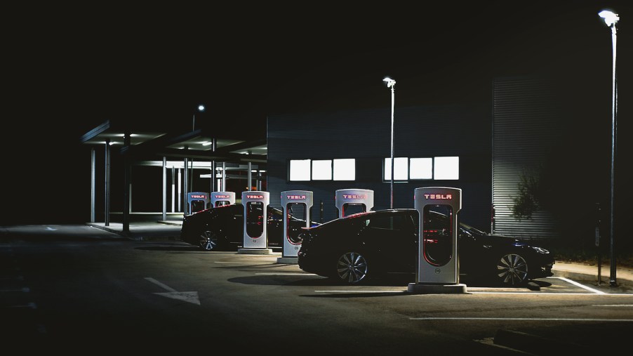 These are photos of Tesla cars at Tesla stations. Thanks to the new Model S "Long Range" and V3 supercharging network, a team set a new cross-country electric vehicle Cannonball record | Joan Cros/NurPhoto via Getty Images