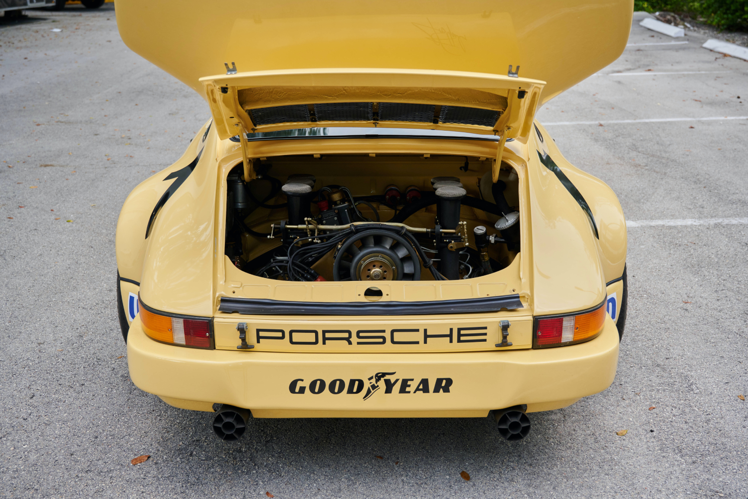 1974 Porsche 911 Carrera IROC RSR 