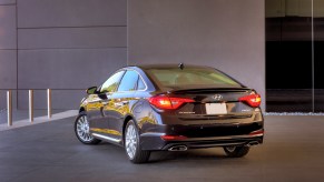 This is a promo photo of a black 2015 Hyundai Sonata. Hyundai Recall Alert: Seventh Generation Sonatas Crippled by Three Separate Safety Issues. | Hyundai