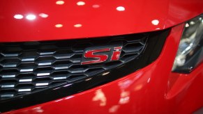 Honda Civic Si logo on display in Toronto