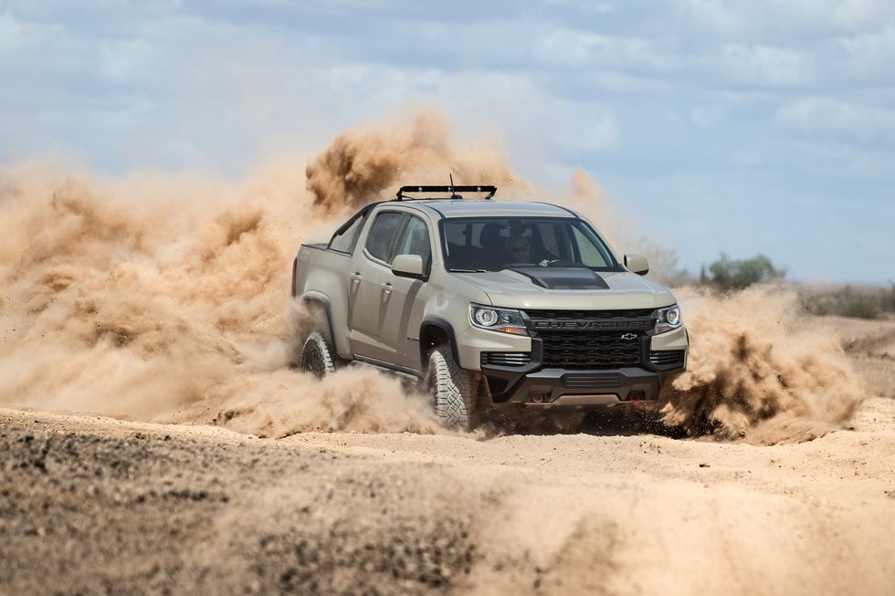 The 2021 Chevy Colorado Z2R kicking up dirt 