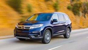 The 2022 Honda Pilot on the road