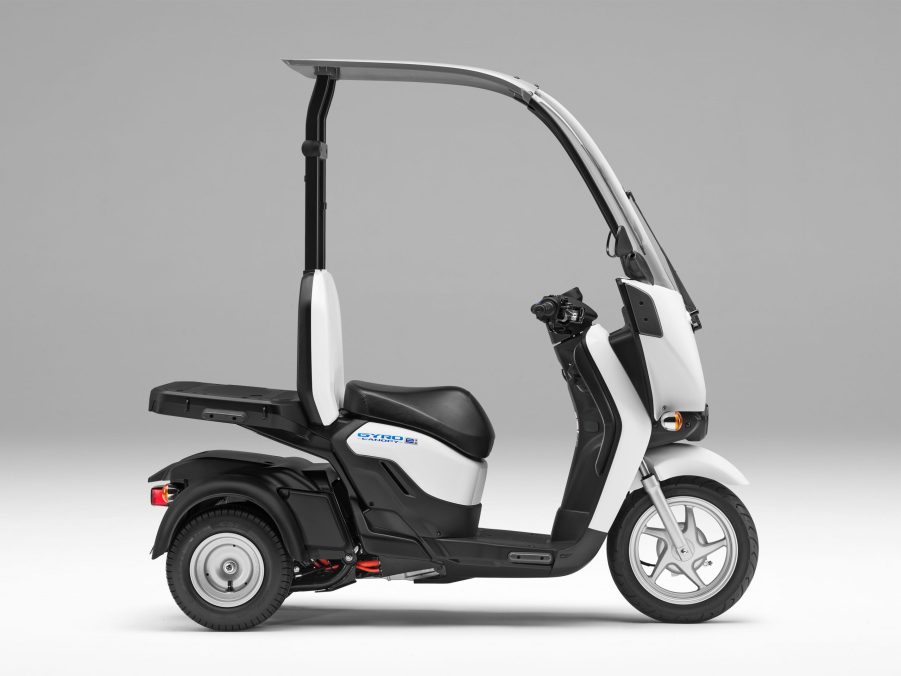 Honda Gyro Canopy:e electric scooter profile