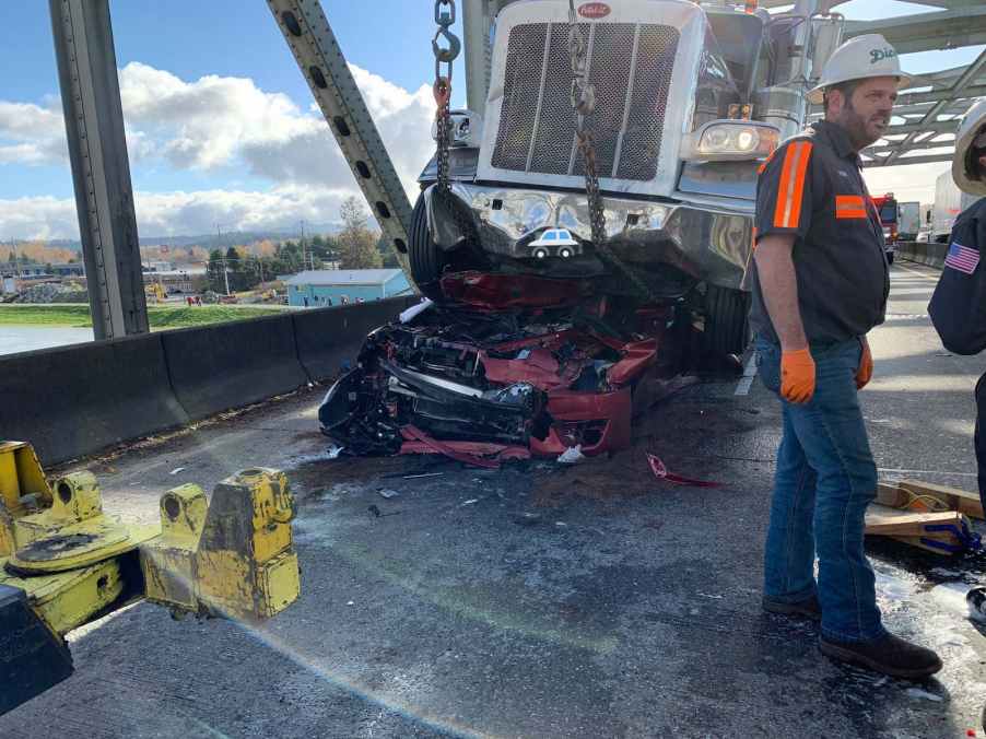 Front angle of the Altima crash