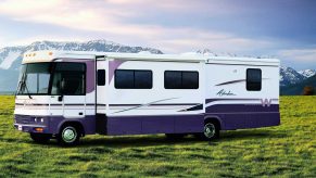 The Winnebago Adventurer RV