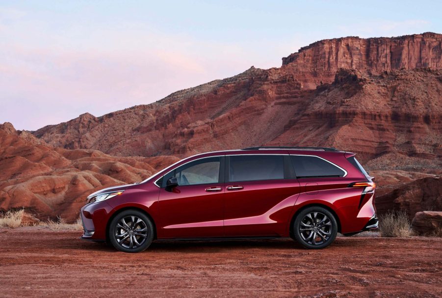 2022 Toyota Sienna XSE side profile shot