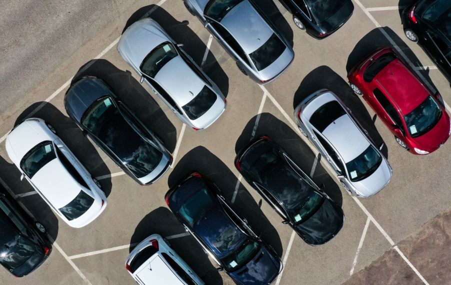 An overhead shot of a Fresh Auto car dealership in Moscow, Russia