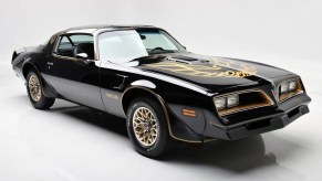 1977 Pontiac Firebird Trans Am SE from Smokey and the Bandit and Owned by Burt Reynolds