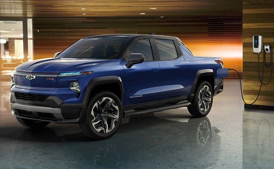 Chevy Silverado EV RST, what is the electric pickup truck's towing capacity?