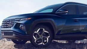 Black 2022 Hyundai Tucson Hybrid