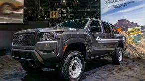 The front 3/4 view of the gray-and-white 2022 Nissan Frontier Project 72X at the Chicago Auto Show