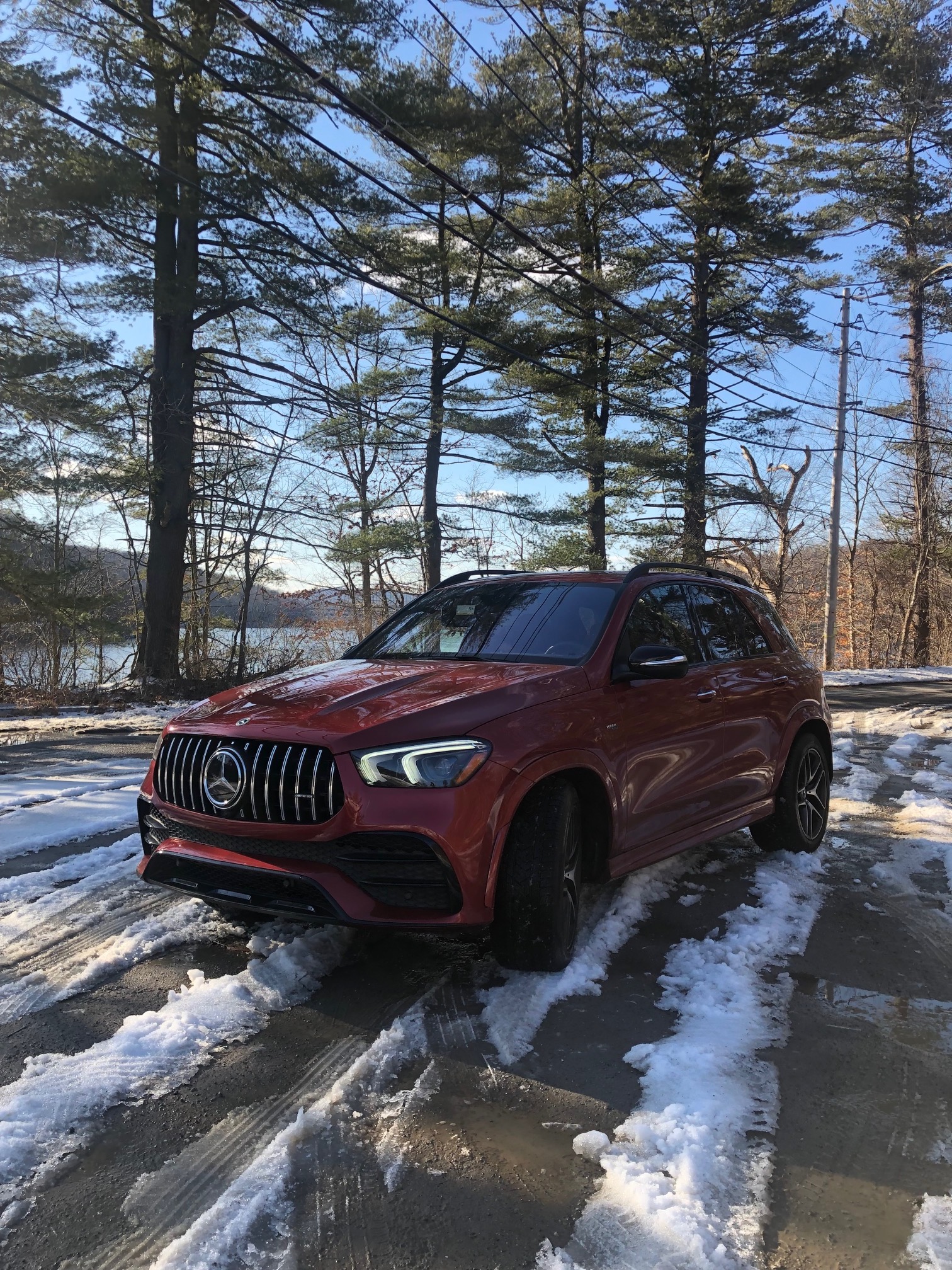 2022 Mercedes GLE 53 W4 parked in the snow