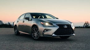 Front angle view of silver 2017 Lexus ES, the U.S. News most reliable used car to buy in 2022