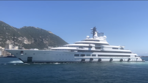 Putin's superyacht?