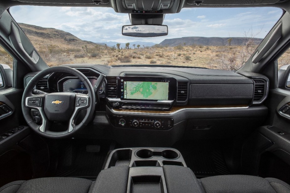 The 2022 4 cylinder Silverado interior in LT trim.