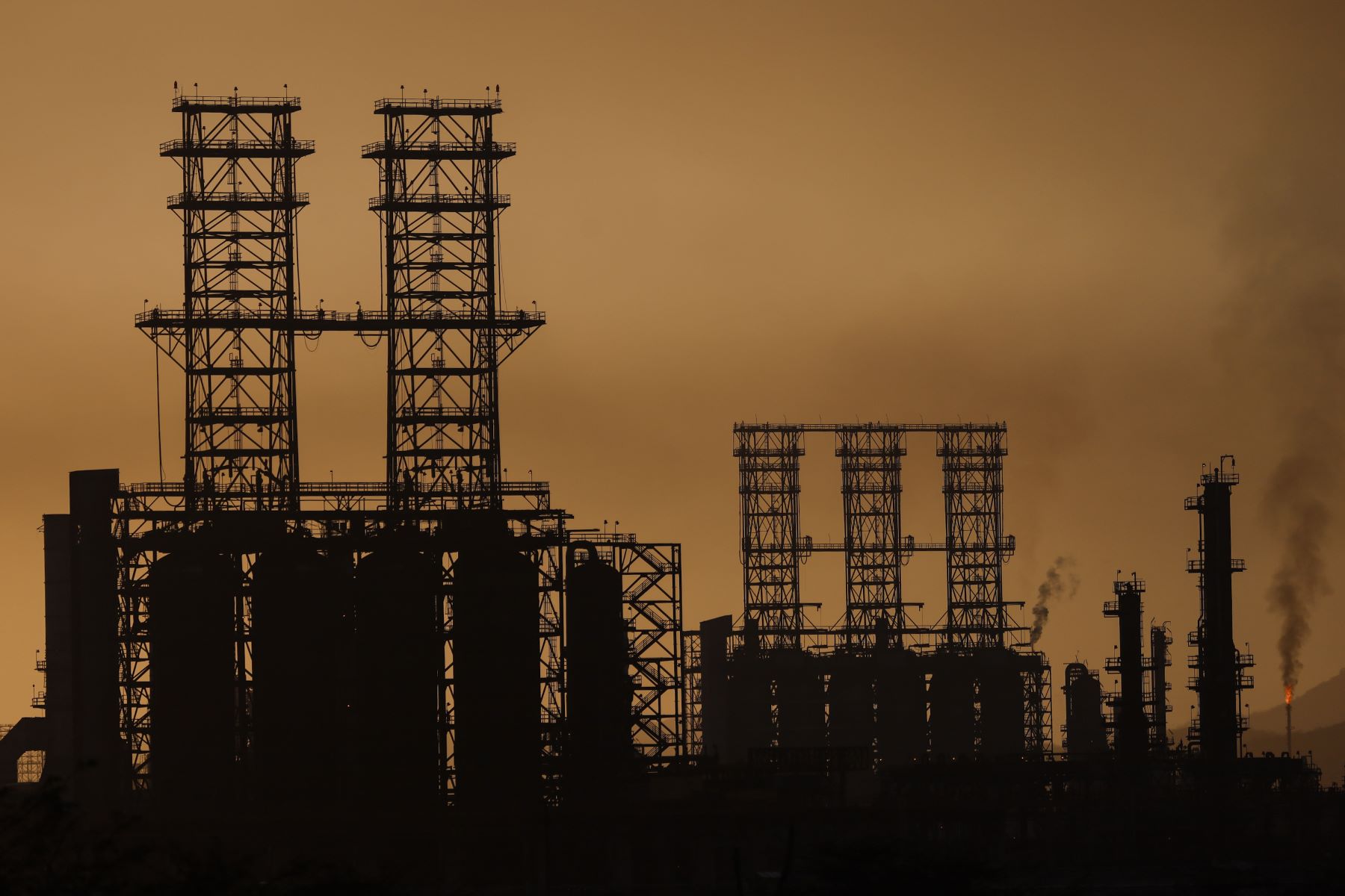 Oil production in Venezuela at the Jose Antonio Anzotegui industrial park