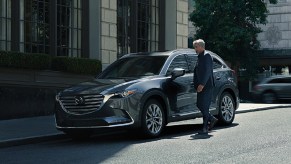 A gray 2020 Mazda CX-9 in the city.