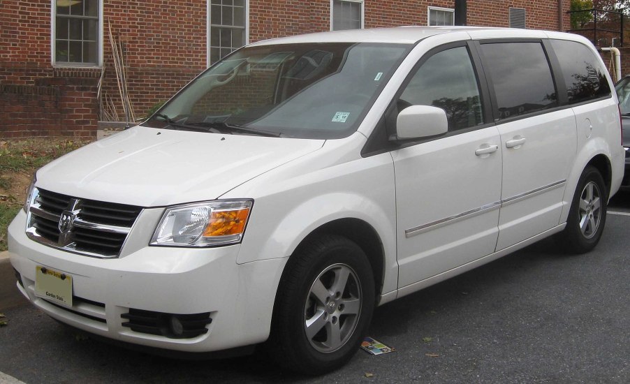 Dodge Grand Caravan in white