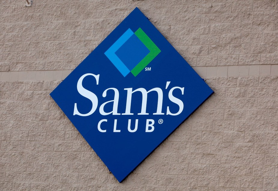 Sam's club sign, home to the Sam's Club Auto Program. 