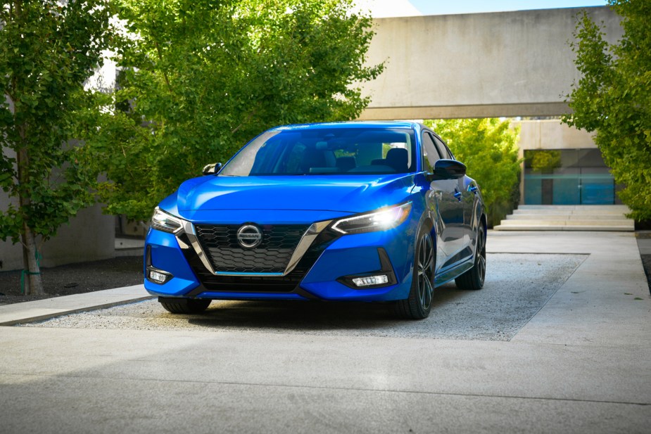 2022 Nissan Sentra front