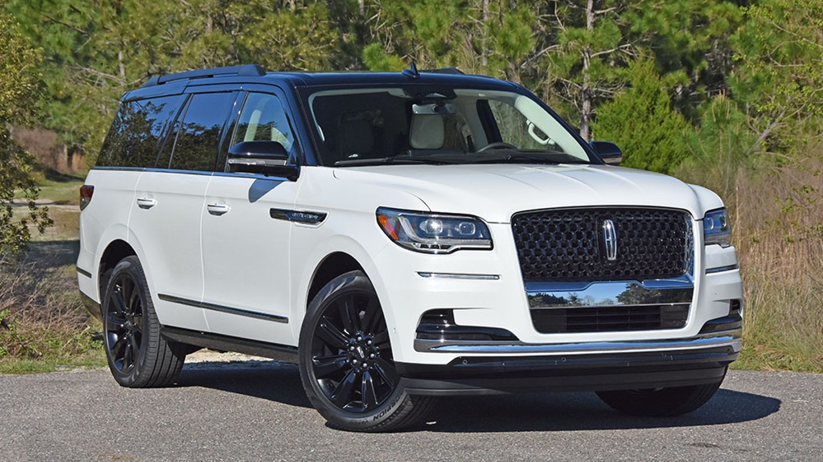 2022 Lincoln Navigator Black Label