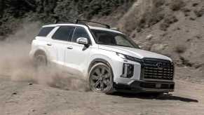 2023 Hyundai Palisade XRT off-roading