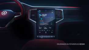 2023 Volkswagen Amarok stole giant infotainment touchscreen from Ford Ranger pickup truck.