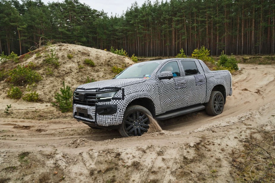 2023 Volkswagen Amarok in off-road testing 