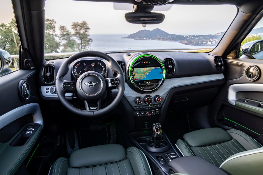 2023 Mini Cooper Countryman Apple CarPlay