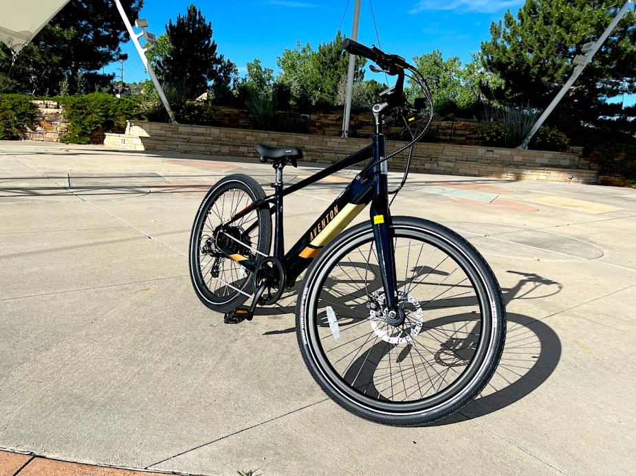 The front of the Aventon Pace 500 in Midnight Black