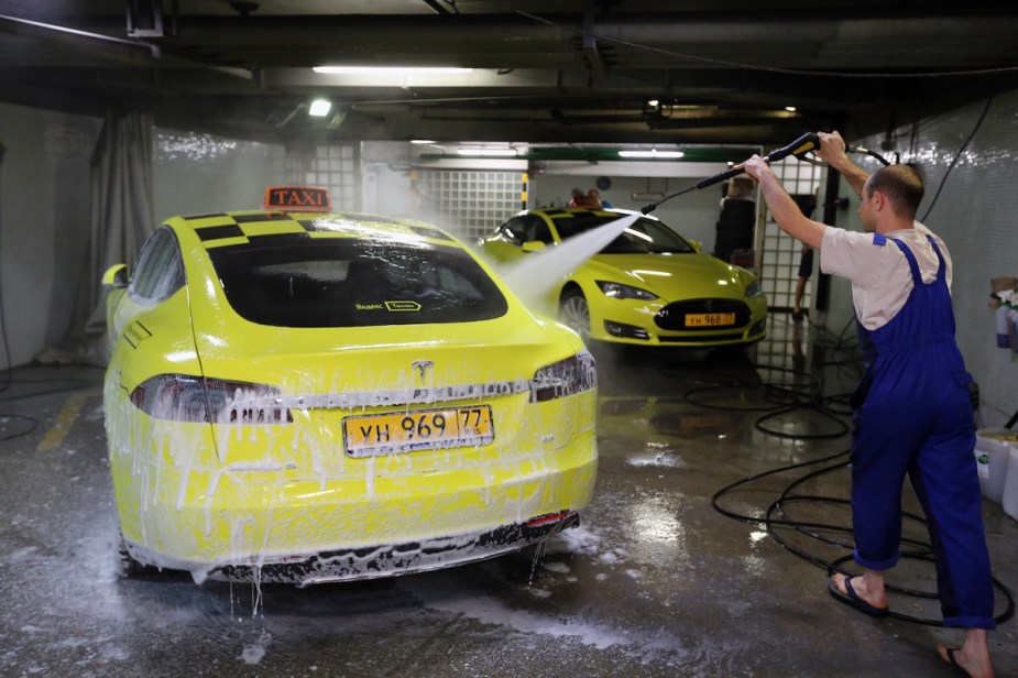 Is It Safe to Take an Electric Vehicle Through a Carwash? EV carwash