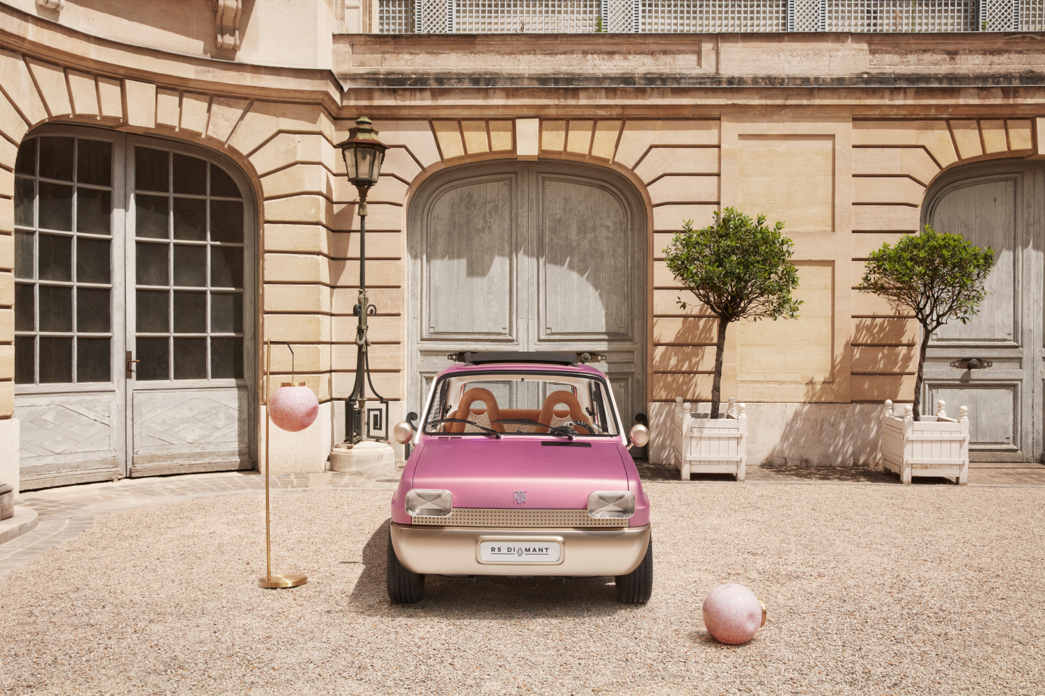 The Renault 5 Diamant collaboration with Pierre Gonalons is pink in color