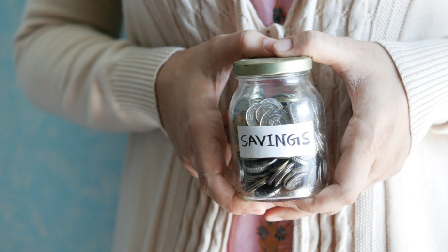 a jar full of change, first time car shoppers should start saving now 