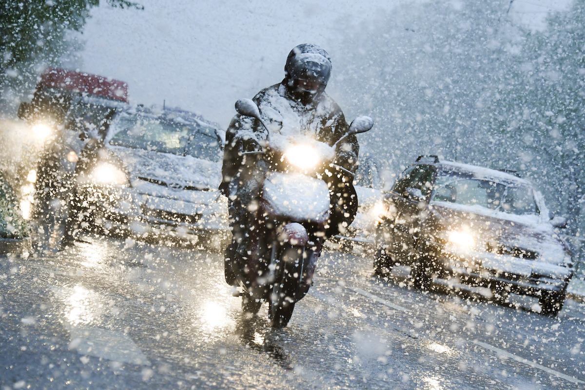 motorcycle riding cold weather