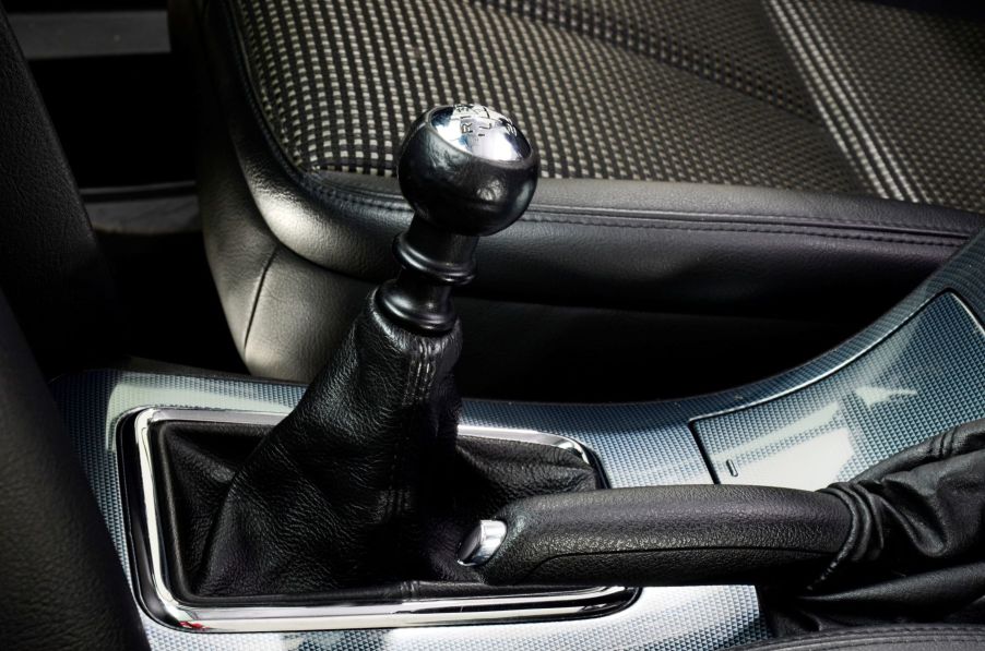 A manual transmission in a 2004 Peugeot 407 model