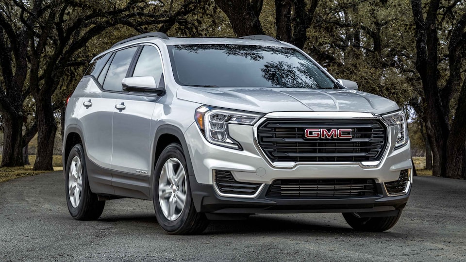 2022 GMC Terrain Denali small SUV parked outside. It's the cheapest GMC model with a Denali trim. 