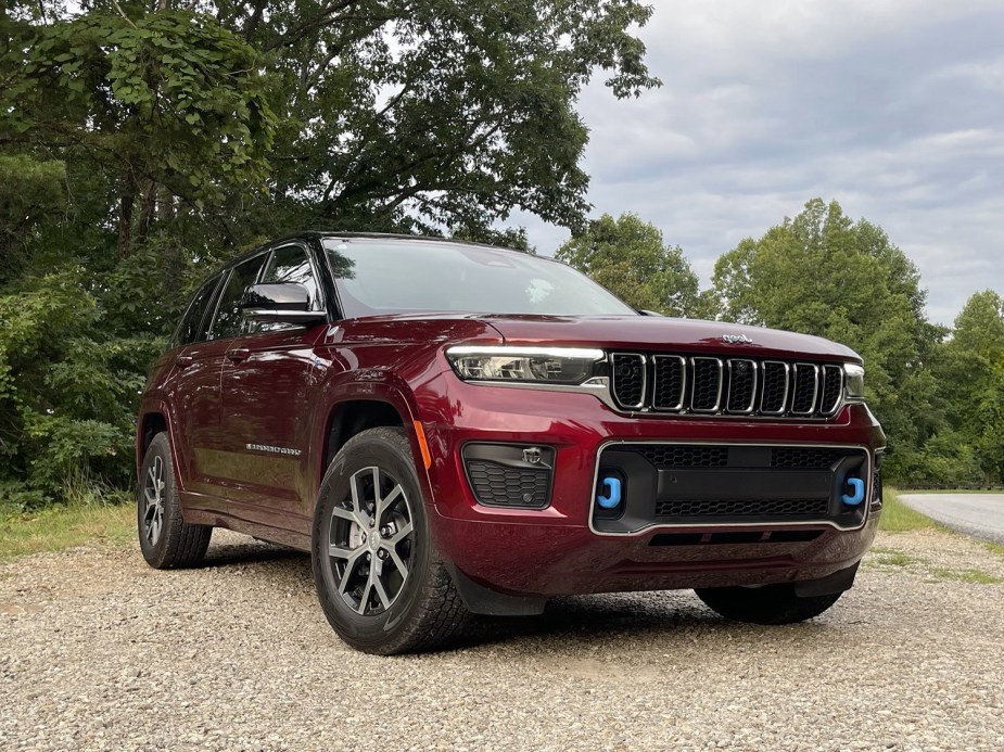 2022 Jeep Grand Cherokee 4xe off-roading