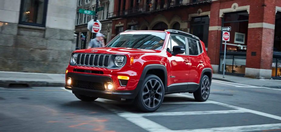 A silver 2022 Jeep Renegade, what features come with the subcompact SUV?