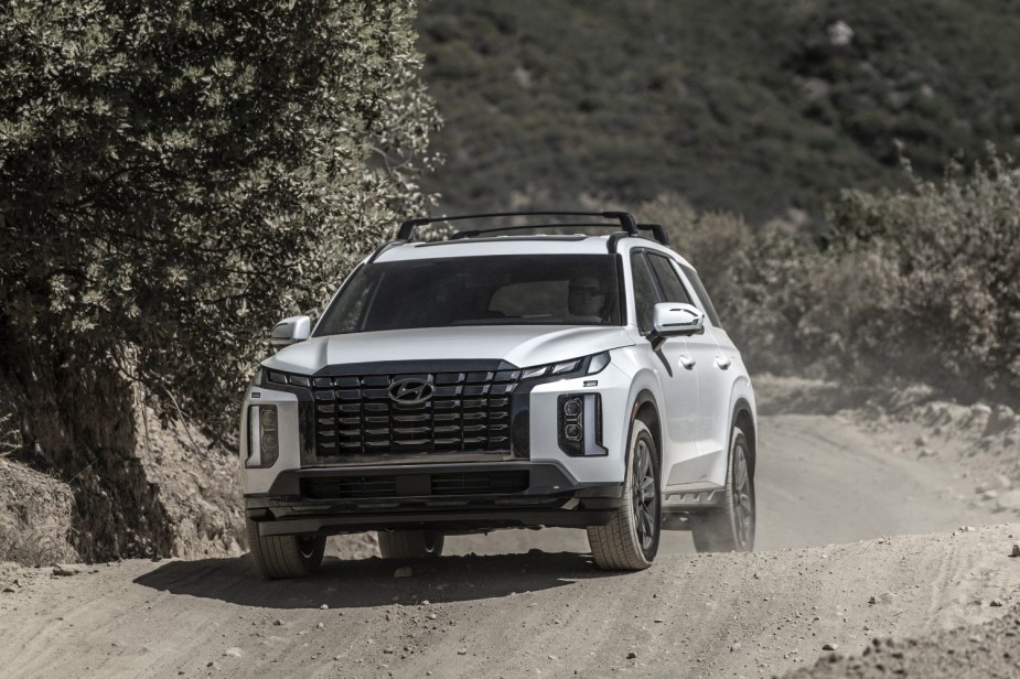 2023 Hyundai Palisade XRT off-roading