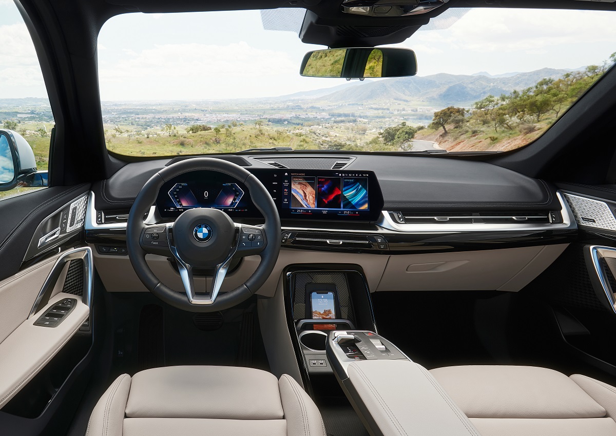 2023 X1 interior