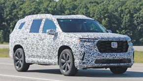 2023 Honda Pilot spy shot