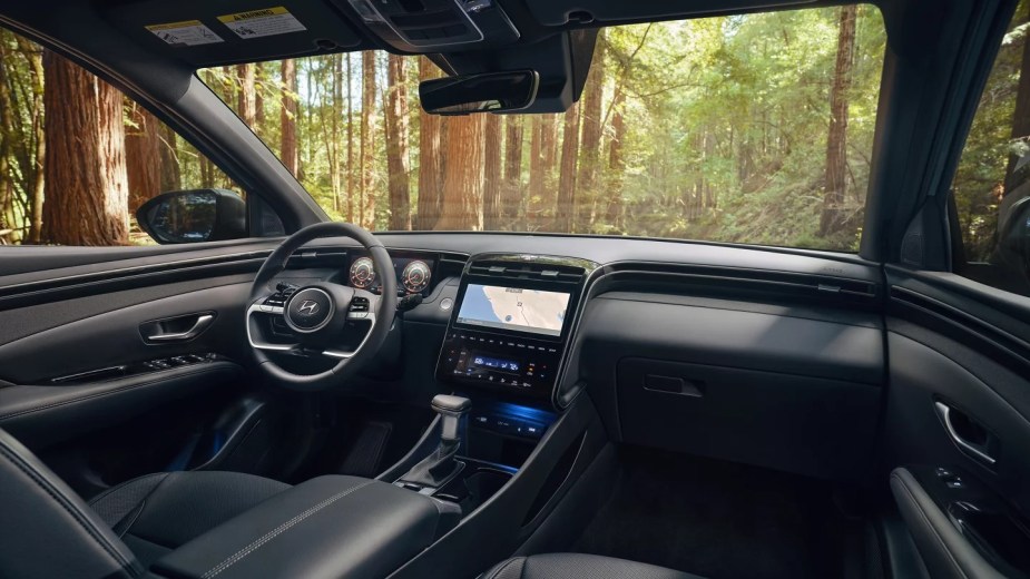 Dashboard and front seats in 2023 Hyundai Santa Cruz