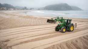 People are hacking John Deere tractors like this one