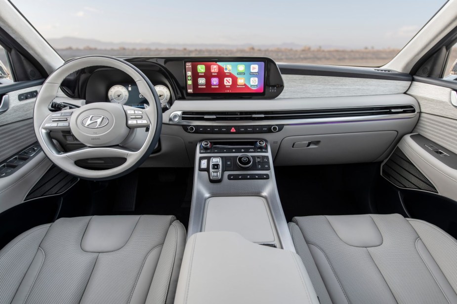 2023 Hyundai Palisade interior