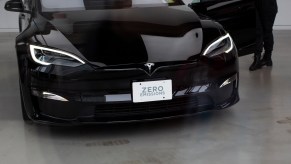 federal EV tax credit, EV tax credits, Tesla, GM