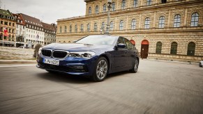 A front shot of the 2022 BMW 530e